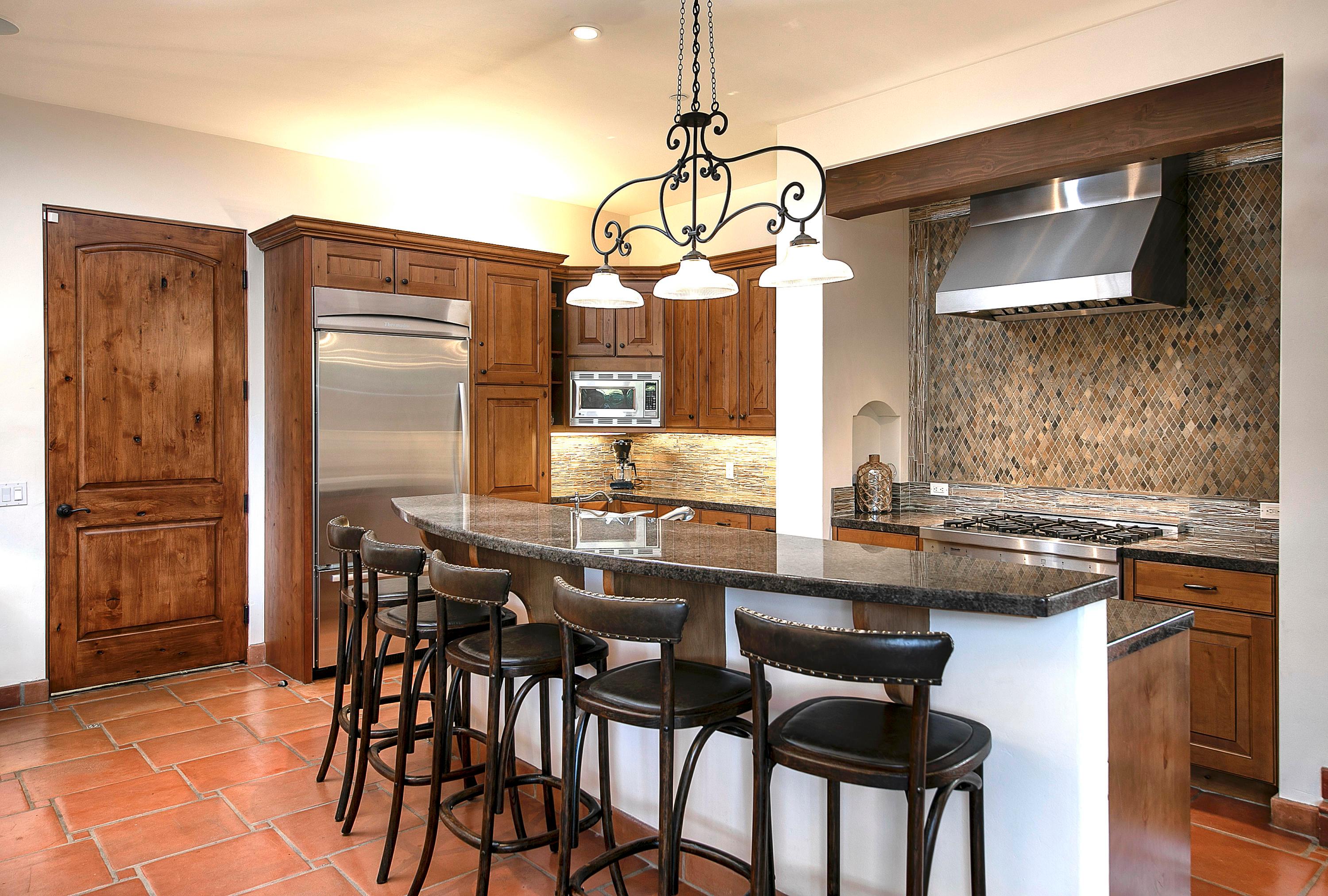 618 Anacapa Street Unit: #4