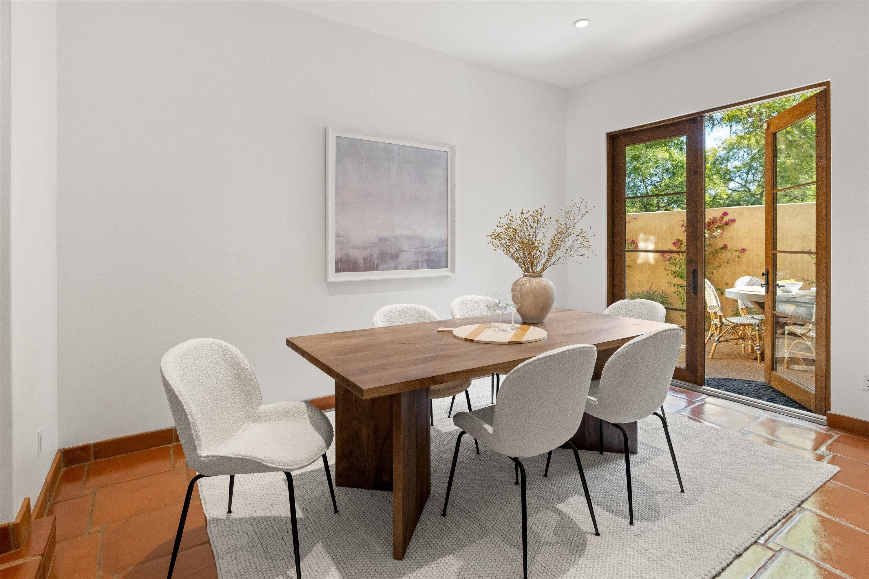 618 Anacapa Street, 4