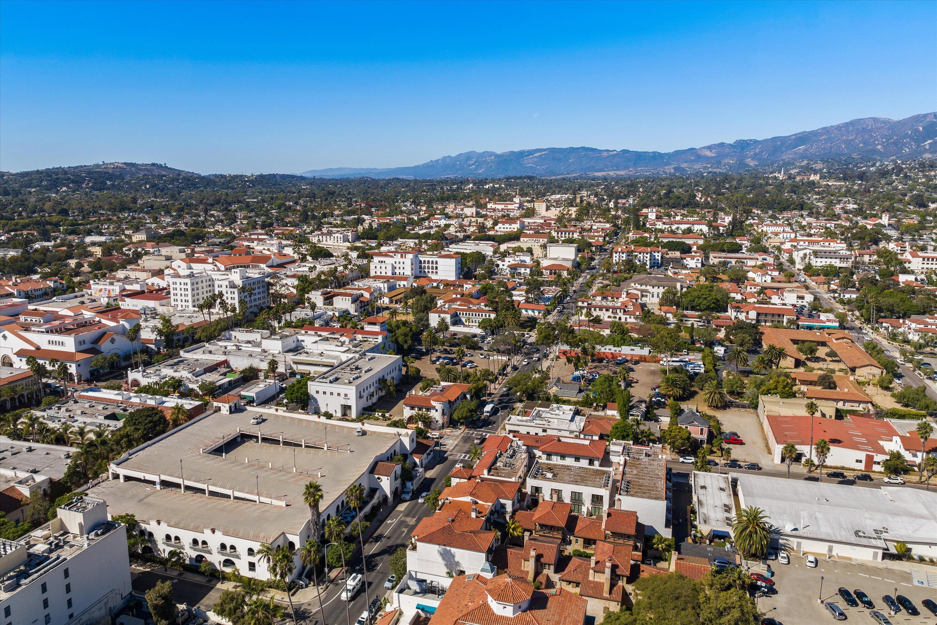 618 Anacapa Street, 4