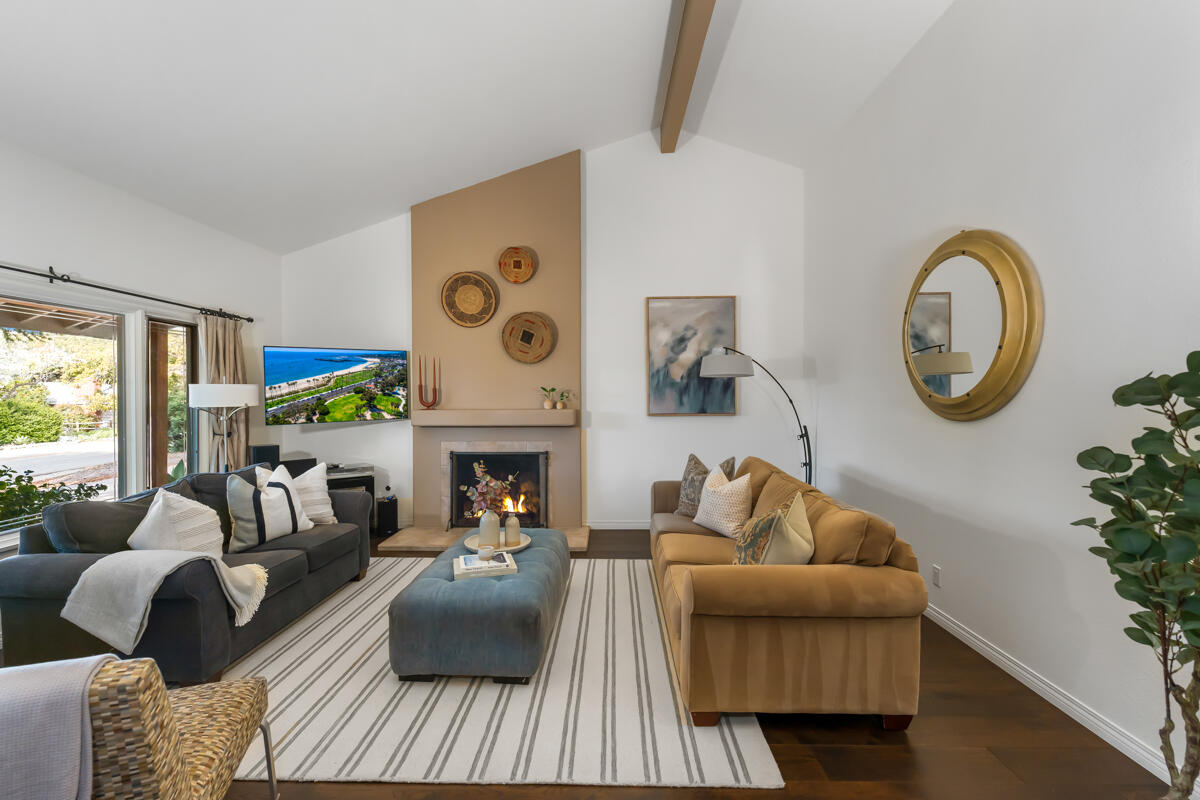 868 N San Marcos Road