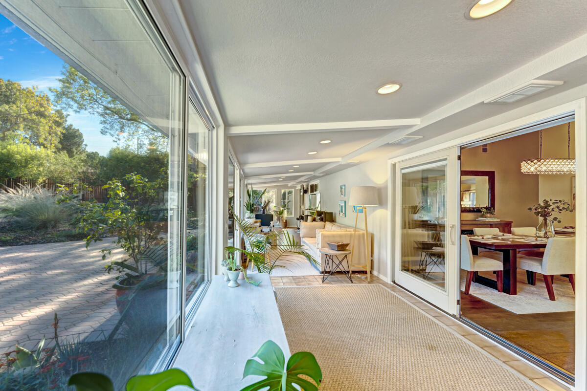 868 N San Marcos Road