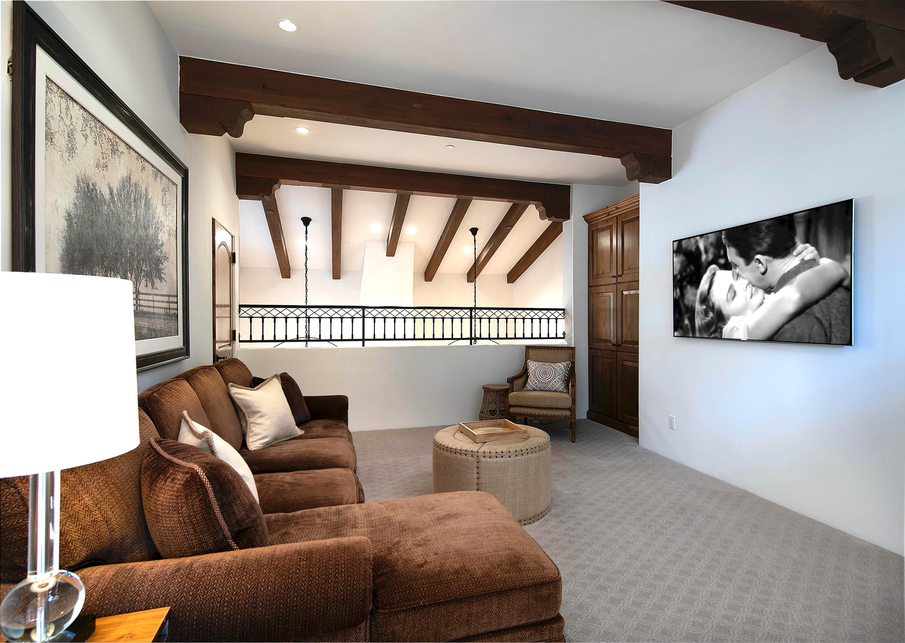 618 Anacapa Street Unit: #4