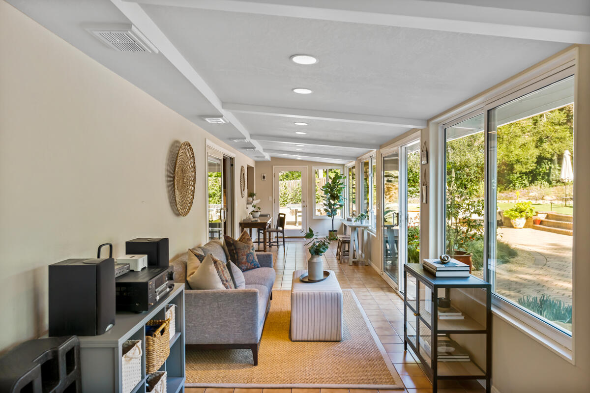 868 N San Marcos Road