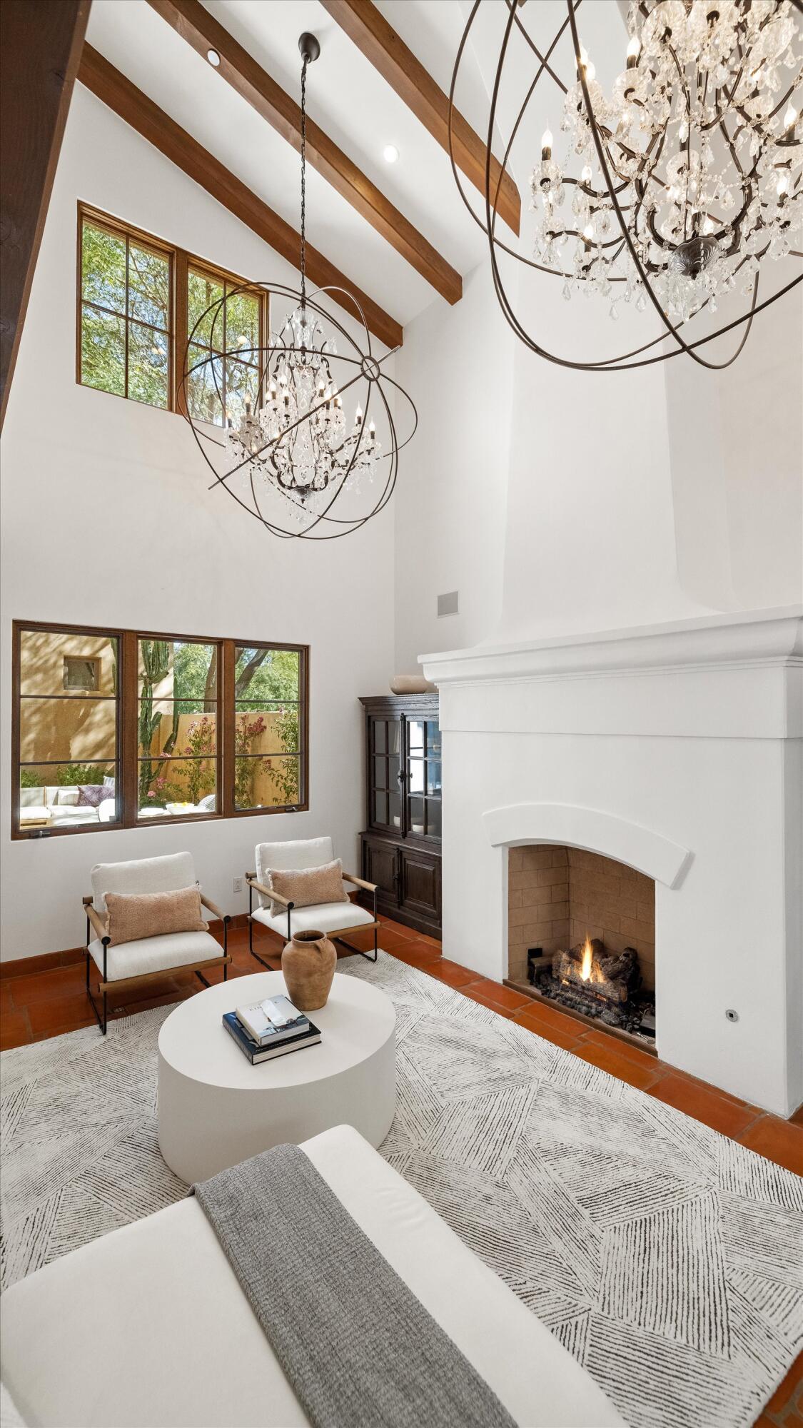 618 Anacapa Street, 4