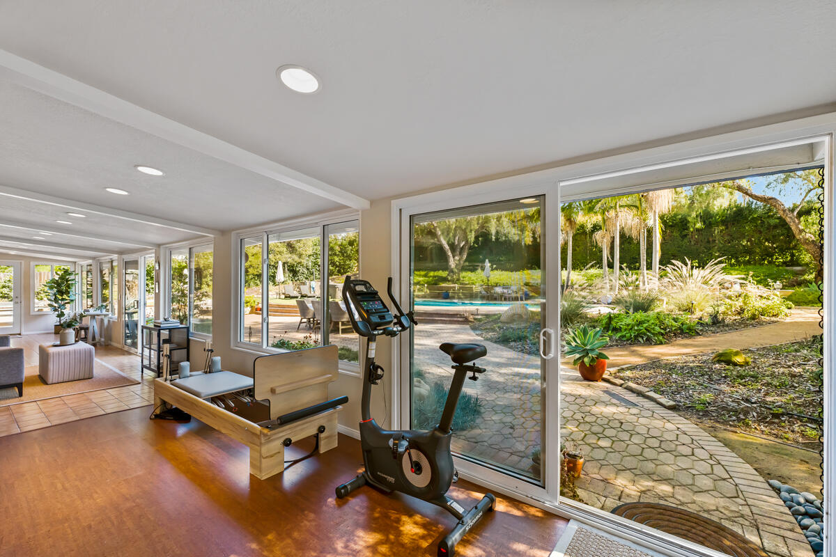 868 N San Marcos Road