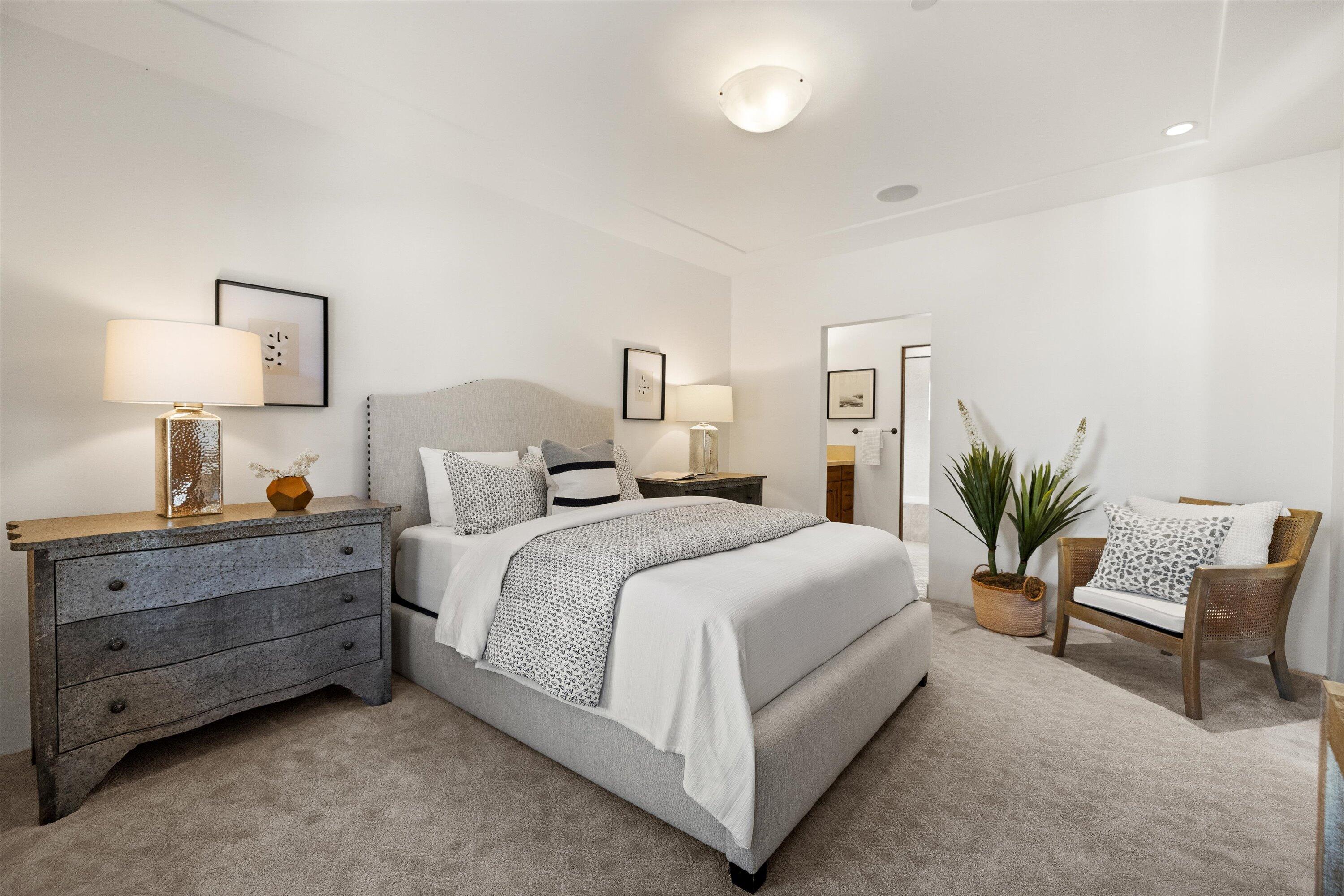 618 Anacapa Street, 4