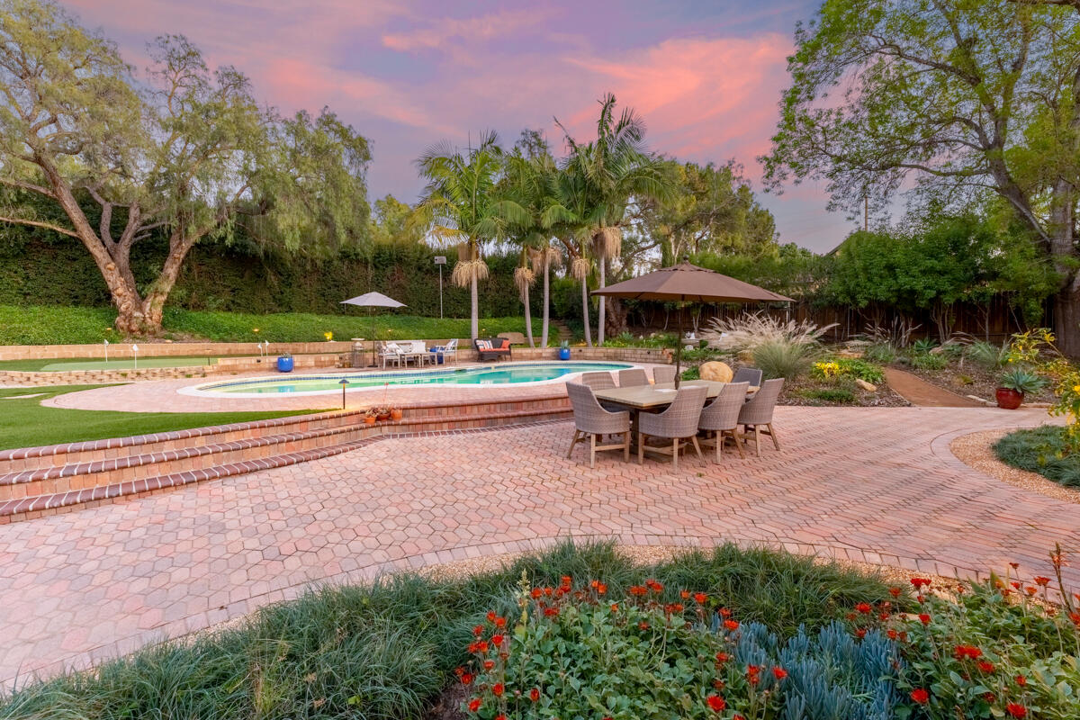 868 N San Marcos Road