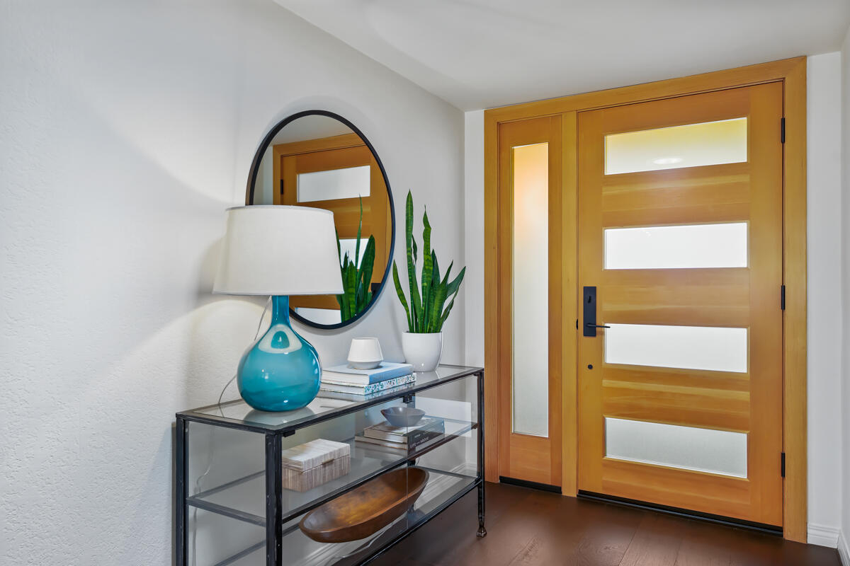 868 N San Marcos Road